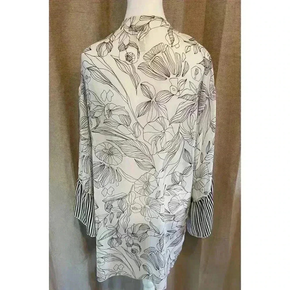 A New Day Black and White Hip Length Floral Kimono One Size Fits Most Women's - Picture 4 of 7